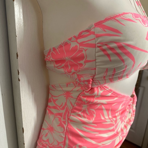 No Boundaries One Piece Tropical Cutout Swimsuit New Size Large 11-13 - Picture 3 of 10